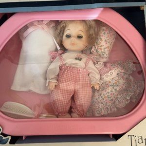 NOS Tiara Dolls By Playmates 8” Baby Dear & Careying Case Original Box - READ !!
